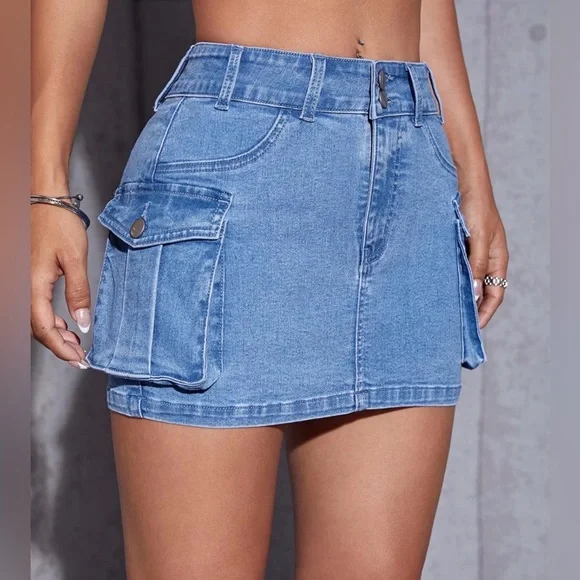 Juniors Blue Denim Cargo Mini Skirt - Picture 2 of 14